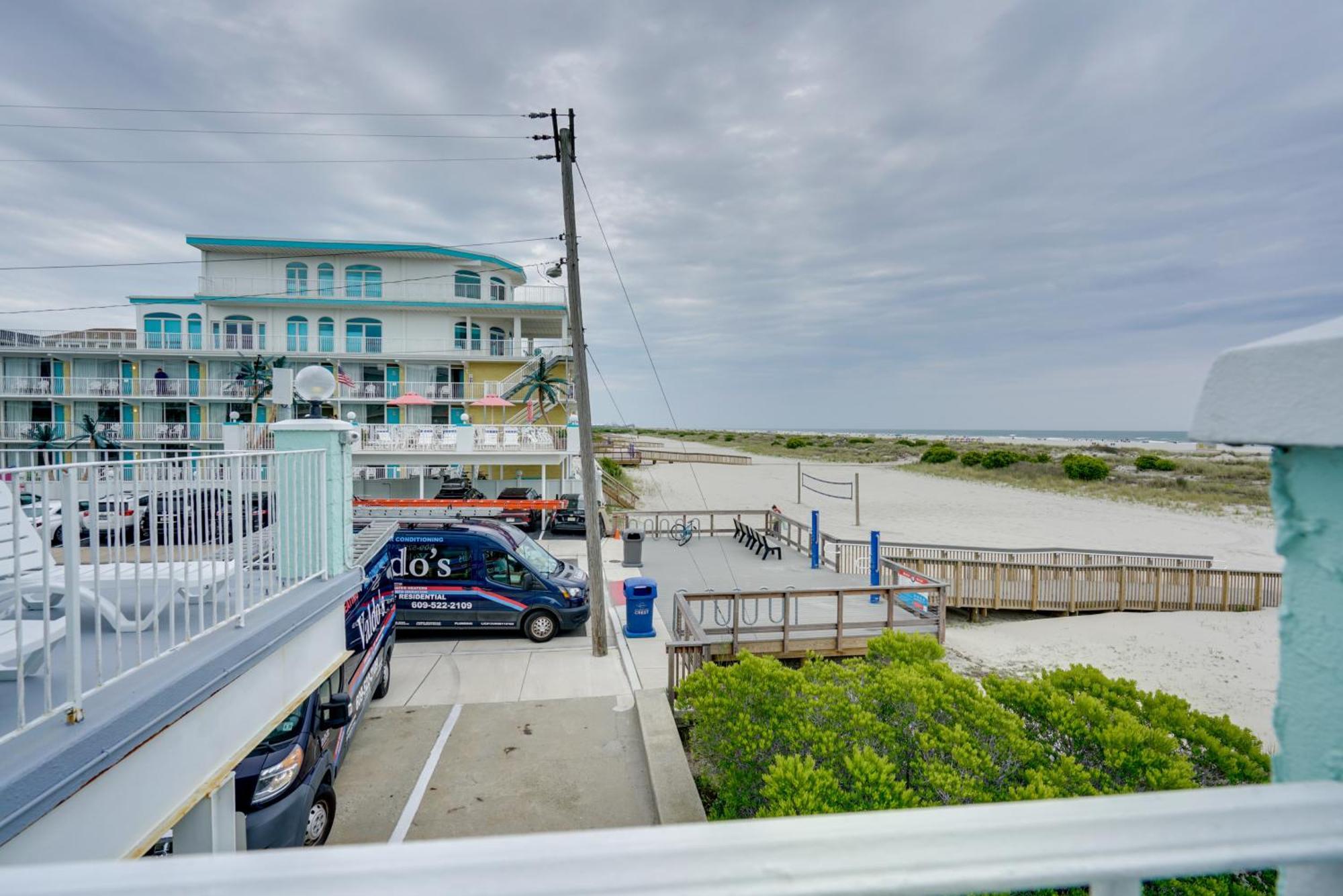 Cozy Oceanfront Condo With Pool And Beach Access! Wildwood Crest Esterno foto